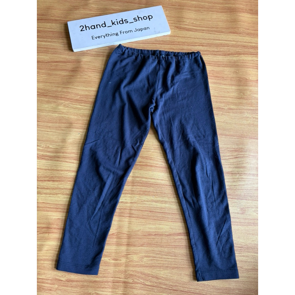 มือสองญี่ปุ่น•กางเกงฮีทเทคเด็ก Uniqlo heattech Extra warm  สีกรม เอว 18”-22” สภาพดีค่ะ มีร่องรอยใช้ง