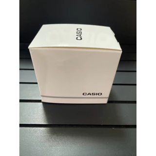 กล่องนาฬิกา CASIO สีขาว กล่องกระดาษมันเงา