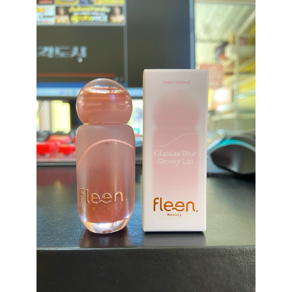 ลิปกลอสแบรน fleen แค่ลองทาคะ