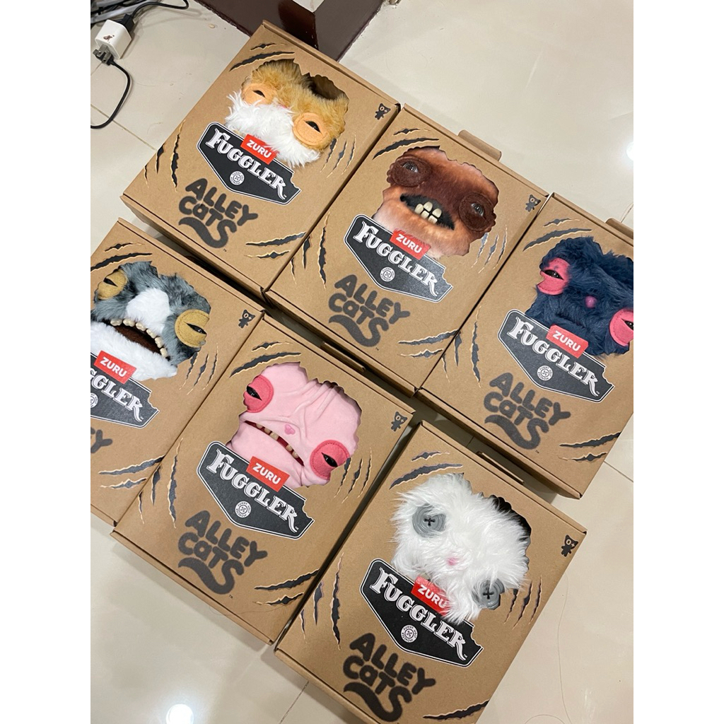 ของแท้หิ้วเอง fuggler ugly monster alley cat ตุ๊กตาแมวฟันสุดปั่น6แบบ