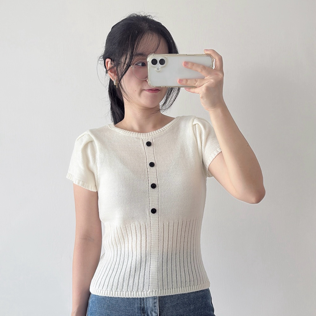 MOMOKA.KNIT🍑 เสื้อ Dolly กระดุม 4 เม็ด🧁