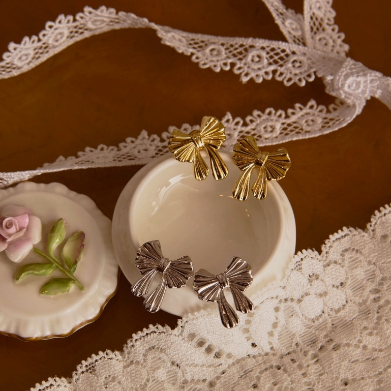 YVIS Pleated Bow Stud Brass Earring - YVIS X Proud O Wedding