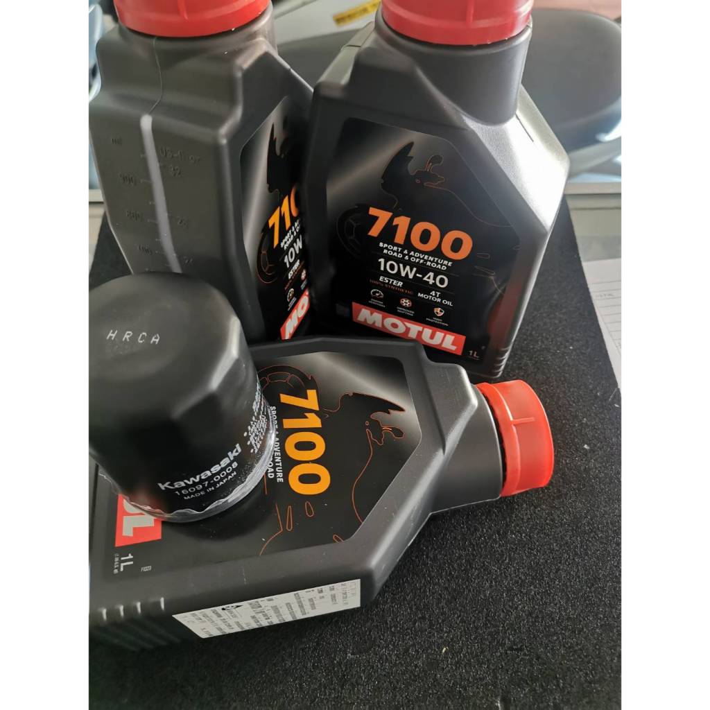 ชุดถ่ายน้ำมันเครื่อง MOTUL 7100 10W-40 3ลิตร ฟรี กรองน้ำมันเครื่อง KAWASAKI Z300 Ninja300 Versys300 