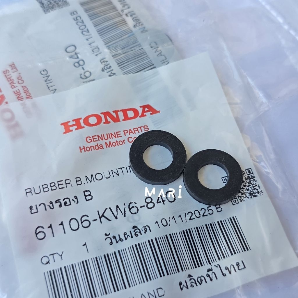 ยางรองขาแตร สำหรับรถมอไซค์HONDAทุกรุ่น (ได้2ตัว) แท้ศูนย์ 61106-KW6-840