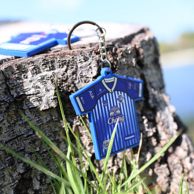 Chonburi FC พวงกุญแจ ชุดแข่งขัน (HOME) 2025/26 - รูปที่ 3