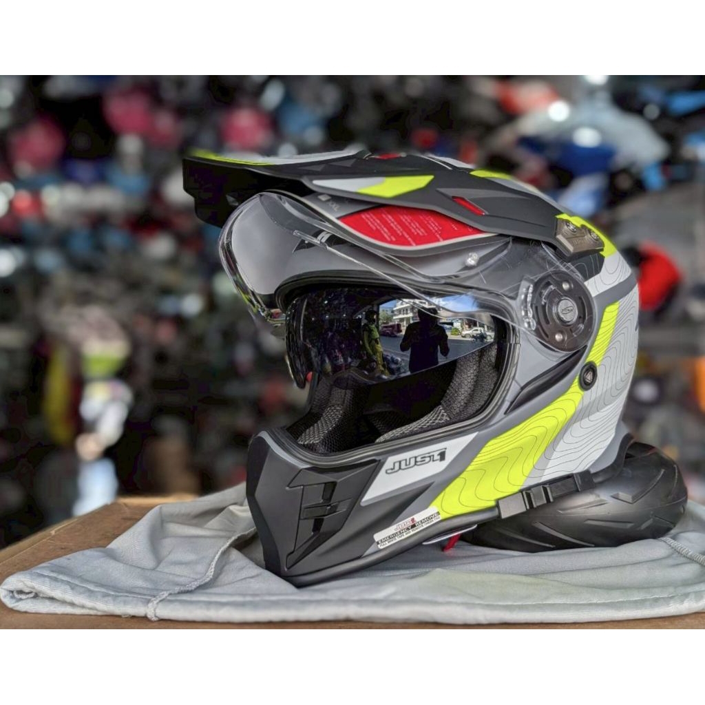 หมวกกันน็อค JUST 1 J34 PRO