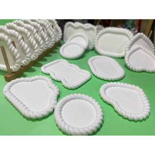 ถาดปูนปลาสเตอร์ลายขอบเกลียวพร๊อพถ่ายรูปโชว์ถ่ายรีวิวสินค้า