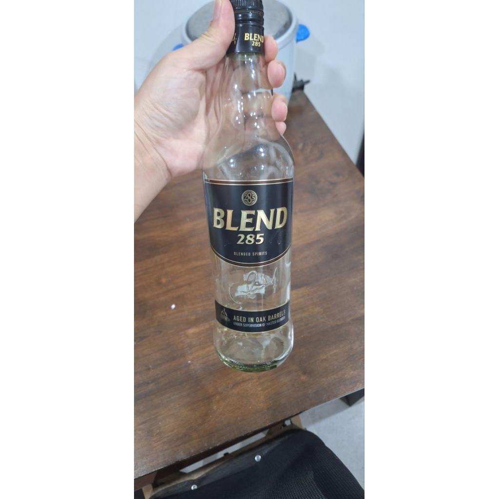 ขวดเหล้าเปล่าblend285