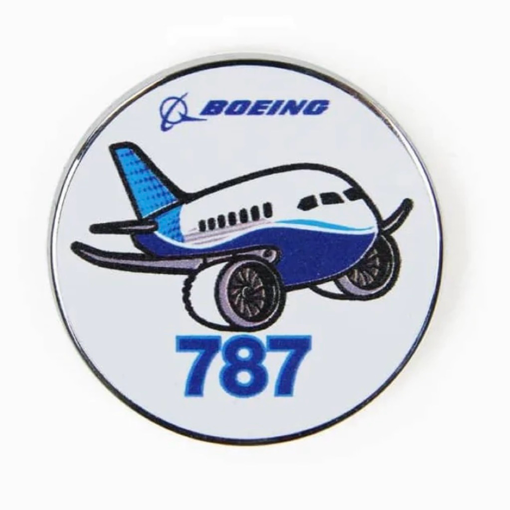 พินเครื่องบิน Boeing 787 ของแท้ขใหม่ในแพคจากBoeing (BOEING 787 PUDGY PLANE PIN)