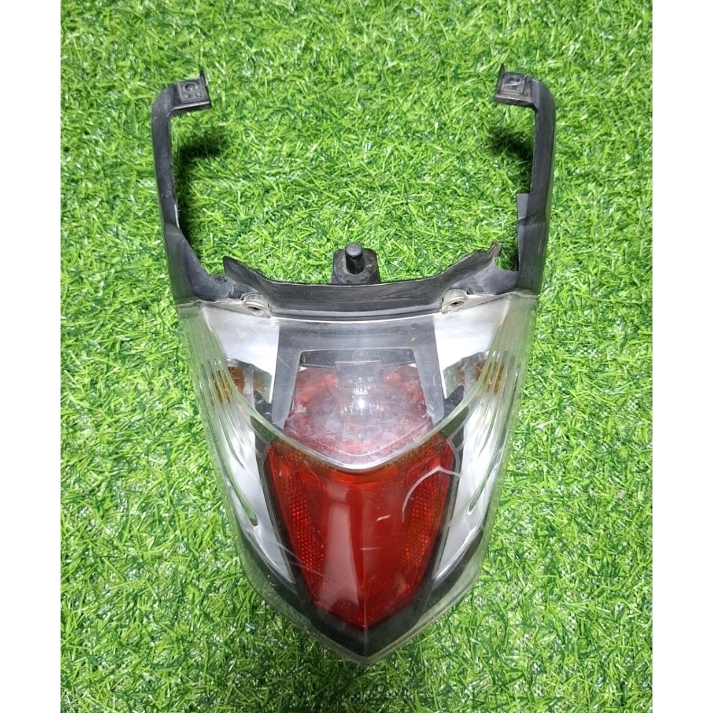 ชุดไฟท้าย HONDA WAVE 125X , ฮอนด้า เวฟ 125X   ไฟท้าย มอเตอร์ไซค์ 4631-075-ZRD