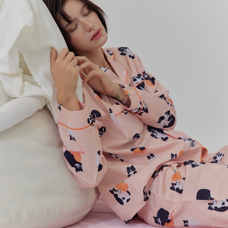 Pumpkin cat winter set แขนยาว ขายาว ชุดนอนโนบรา Call it a day