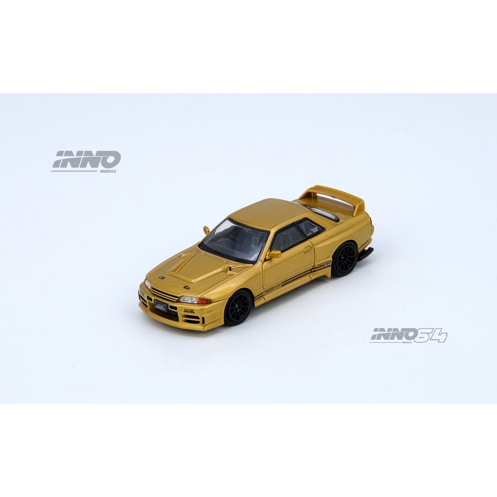 TOP SECRET BNR32 GT-R (650R) Gold 1:64 (INNO64)