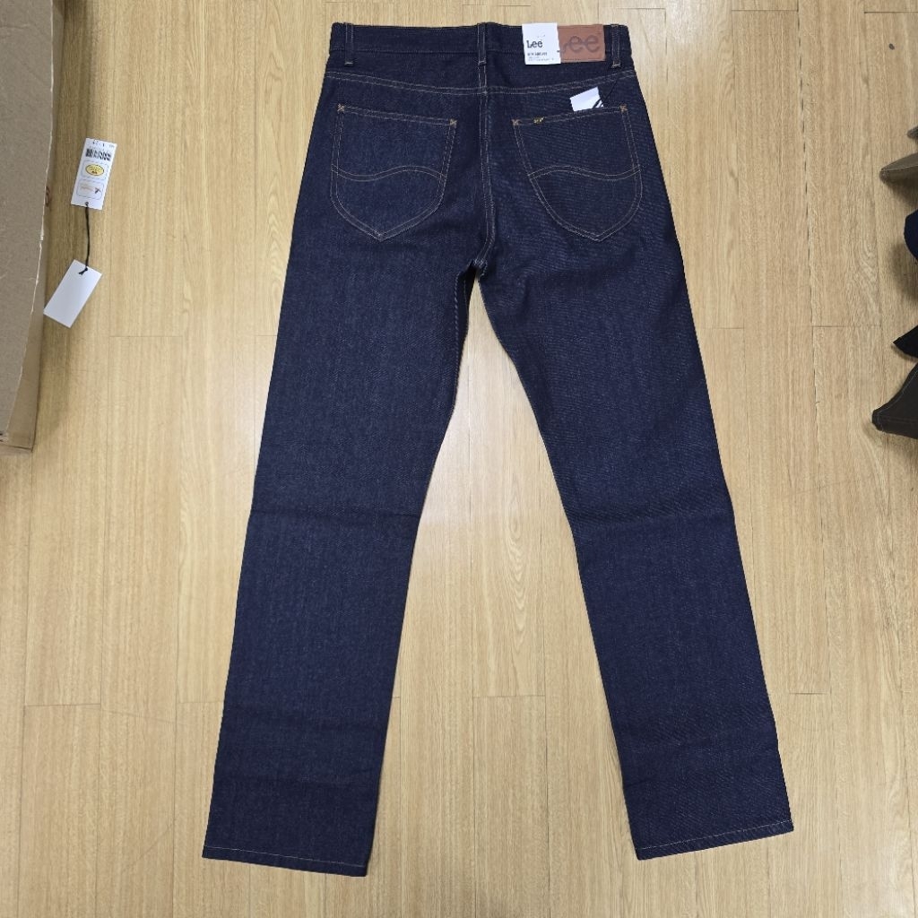 กางเกงยีนส์ Lee ผู้ชาย ทรงกระบอกใหญ่[NEW CHICAGO] ผ้าดิบ 14Oz. สียีนส์เข้ม รุ่น(MCHIF19) - รูปที่ 2