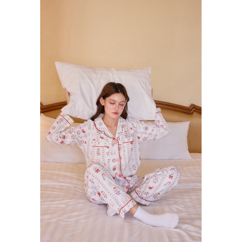 Lirica | Jingle Ca Ca Sold