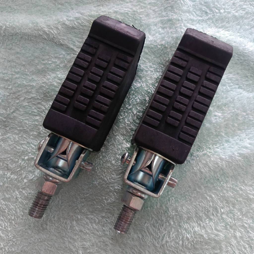 พักเท้าจักรยาน แบบพับได้ (ต้องมีรูที่ตัวถัง) ที่วางเท้าจักรยาน สำหรับจักรยานแม่บ้าน