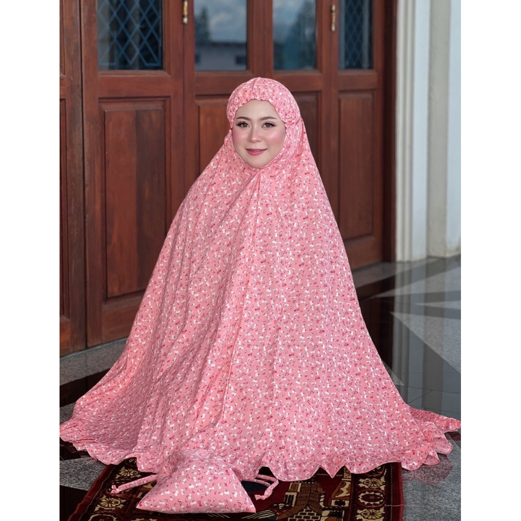 ชุดละหมาดลายดอก ผู้ใหญ่ พร้อมกระเป๋า