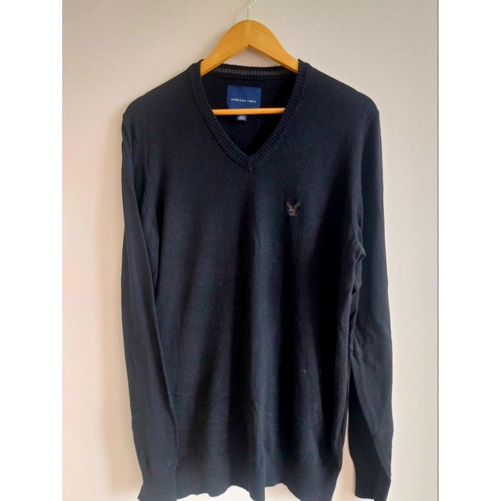 เสื้อไหมพรมคอวี American Eagle สีดำ ผู้ชาย