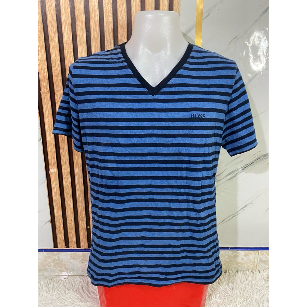 เสื้อยืดแขนสั้นยี่ห้อHUGO BOSS มือสองกระสอบนำเข้า