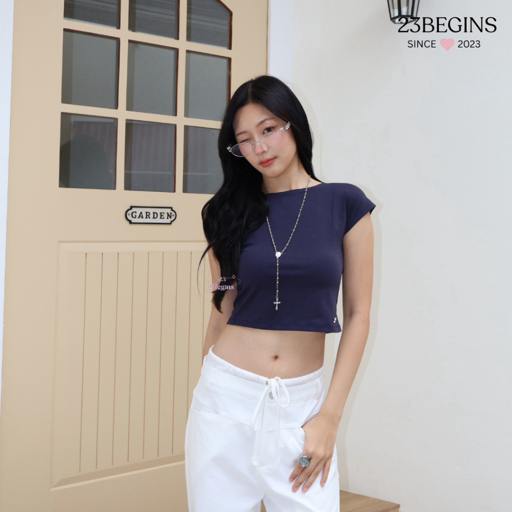 เสื้อครอปเปิดหลังผูกหลัง 23begins