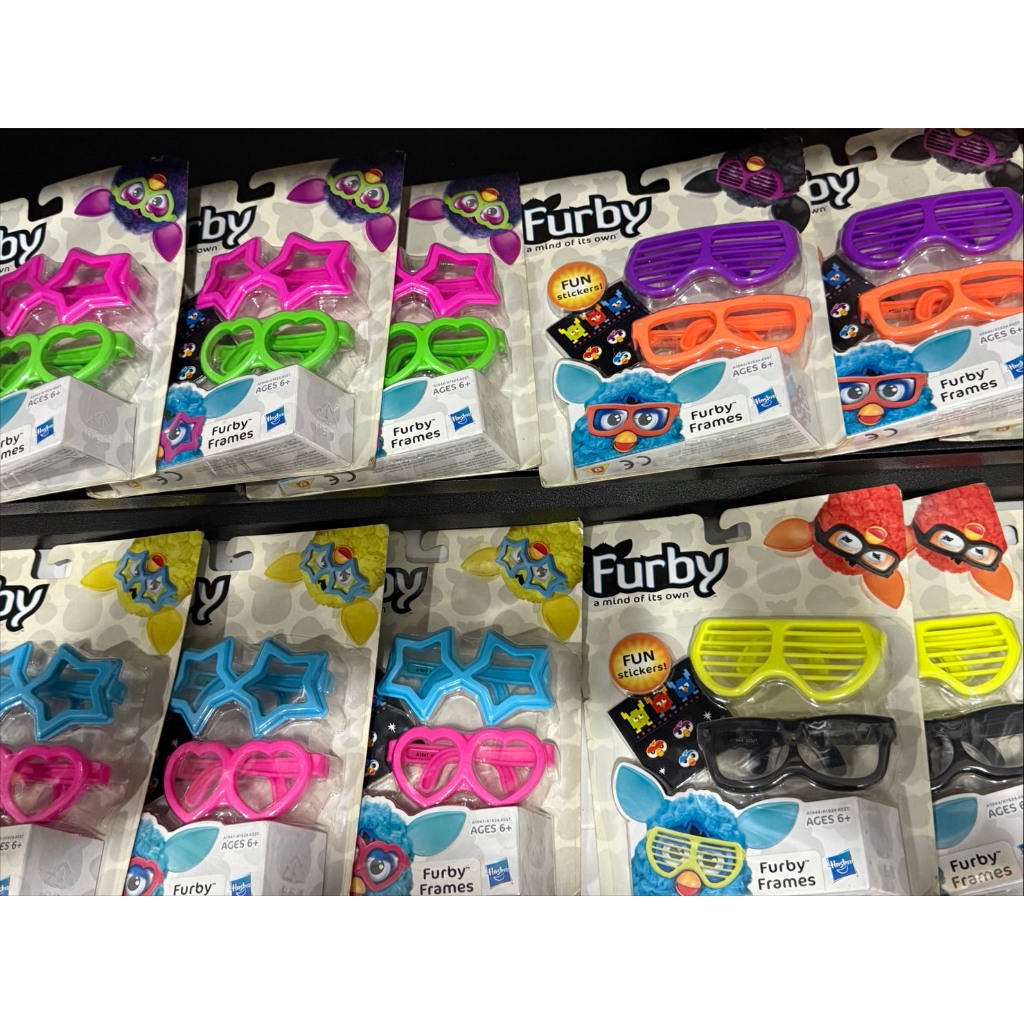 พร้อมส่งในไทย แว่นตา furby มือ1 สภาพกล่องเก่าเก็บ