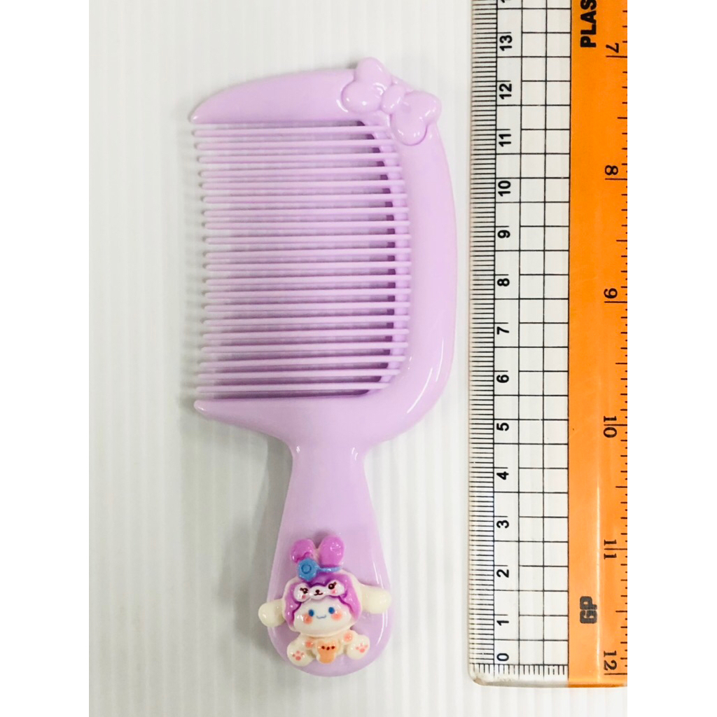 หวีสั้นพลาสติก การ์ตูน Sanrio  คละลาย แพคละ 12 อัน - รูปที่ 5