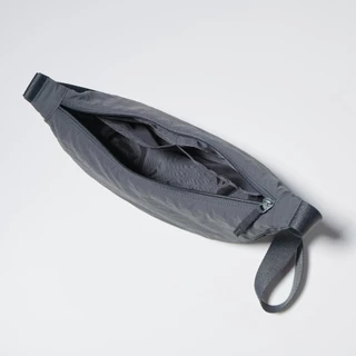 UNIQLO ของแท้ กระเป๋าสะพายไหล่ผ้าไนลอน กันละอองน้ำ / UNIQLO Round Mini Shoulder Bag