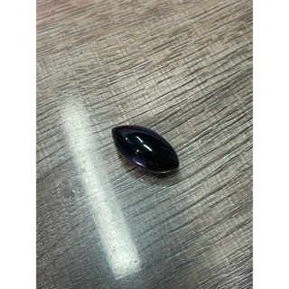 เหล็กไหลโกรธปีจากถ้ำภูเขาควายสันฐานรักบี้สีดำเงาสวย