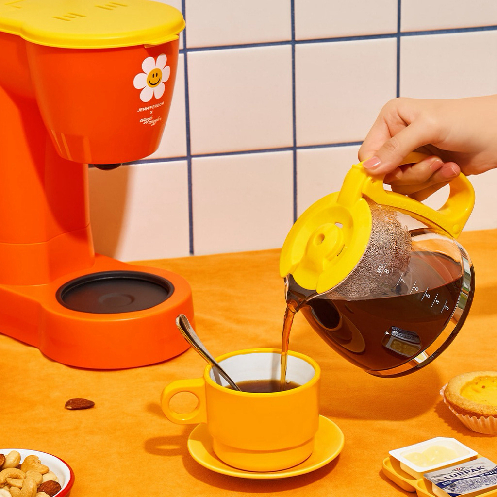 [Jennifer Room × Wiggle Wiggle] Drip Coffee Machine