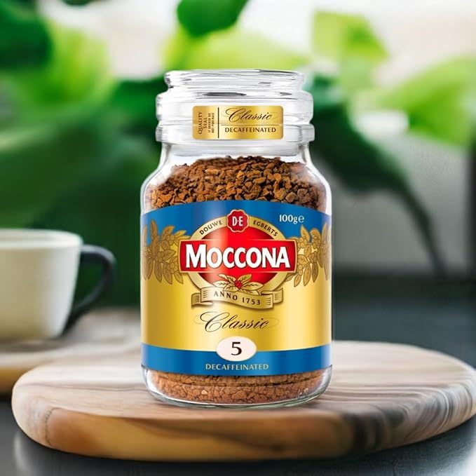 Moccona Classic Decaffeinated Instant Coffee 100g กาแฟสำเร็จรูปคุณภาพจาก Moccona ที่คงรสชาติกลมกล่อม พร้อมกลิ่นหอมๆ