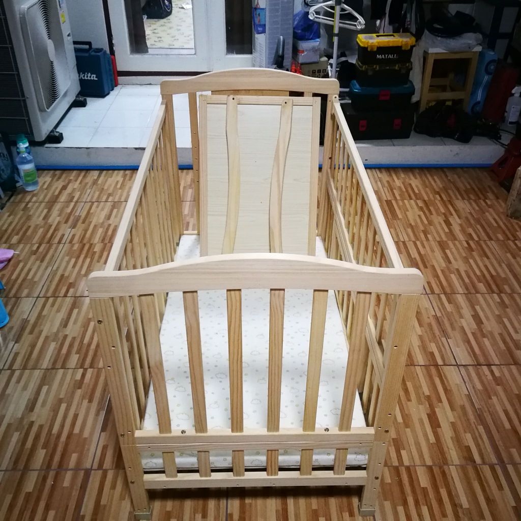 Bebeplay | เตียงนอนเด็ก 7in1 (มือสอง จัดส่งฟรี)