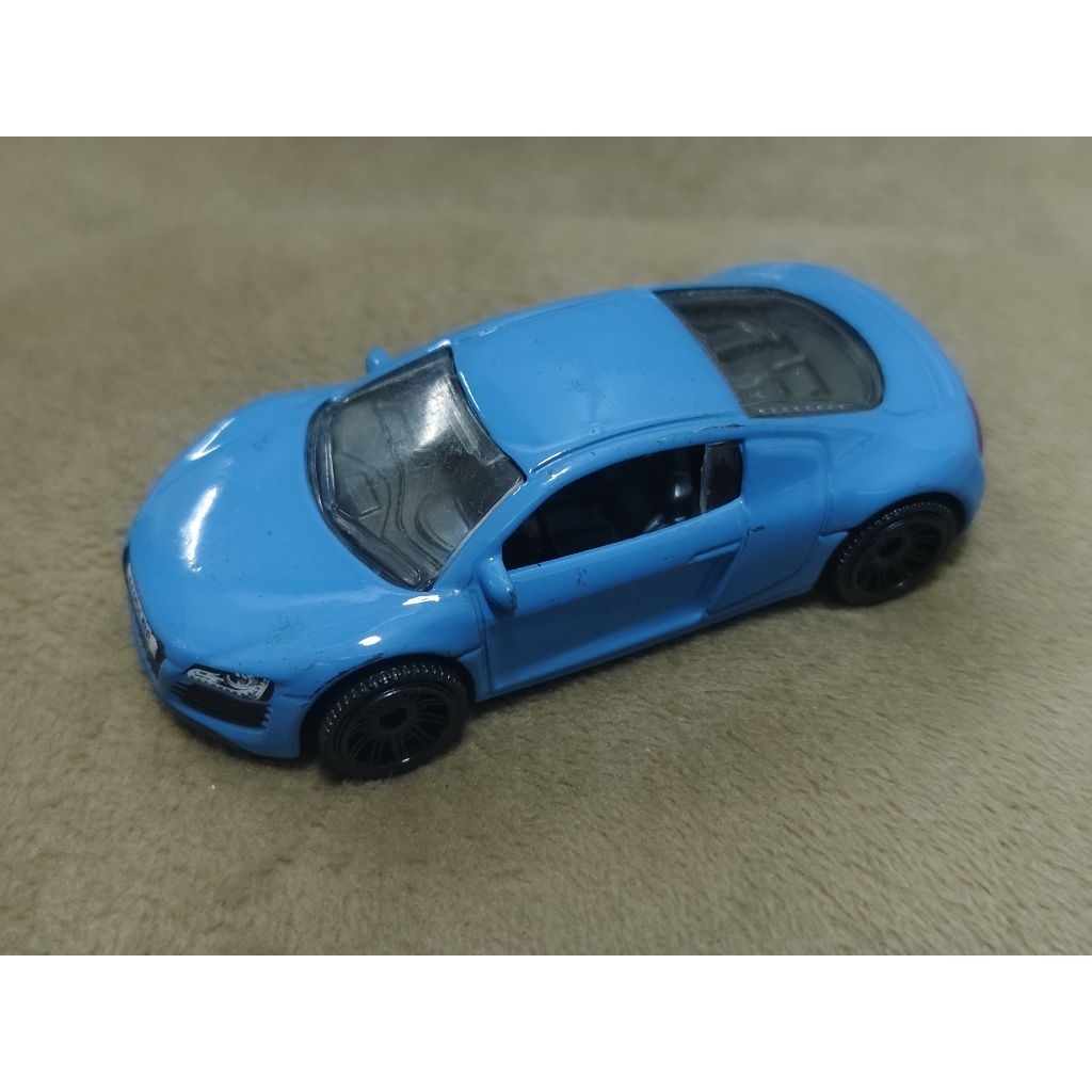 Matchbox 2007 Audi R8 ..