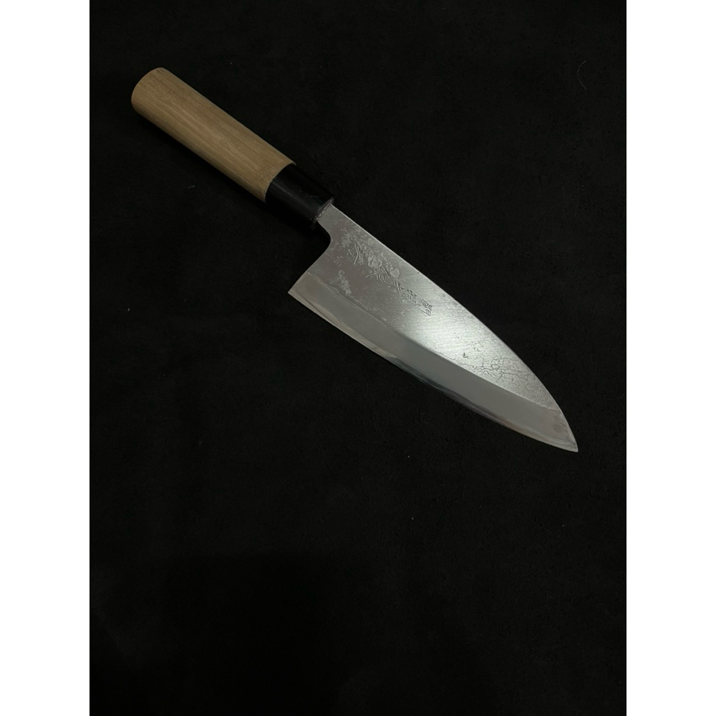 มีดญี่ปุ่นมือสอง Seki Magoroku Deba 175mm. คมขวา