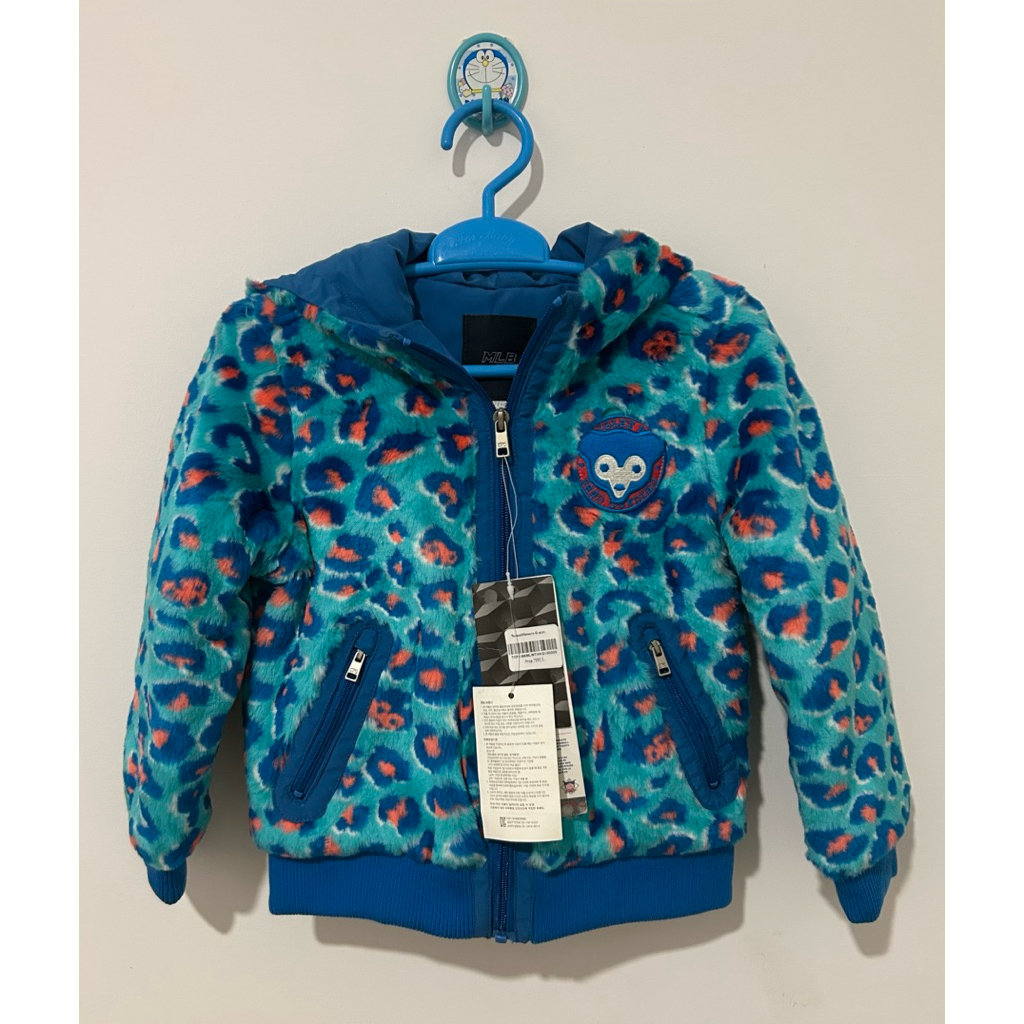 New!! เสื้อกันหนาวของ MLB แท้ ไซส์ 130 สวยมากๆค่ะ
