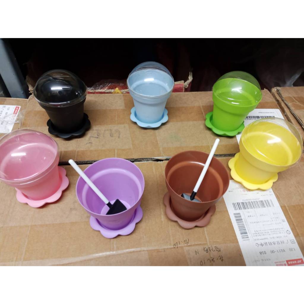 ถ้วยทรงกระถางต้นไม้ พร้อมฝาและช้อนรูปพลั่ว ใช้ทำคับเค็กกระถาง(Flowerpot Cake Cups with Lid and Shovel Spoon)