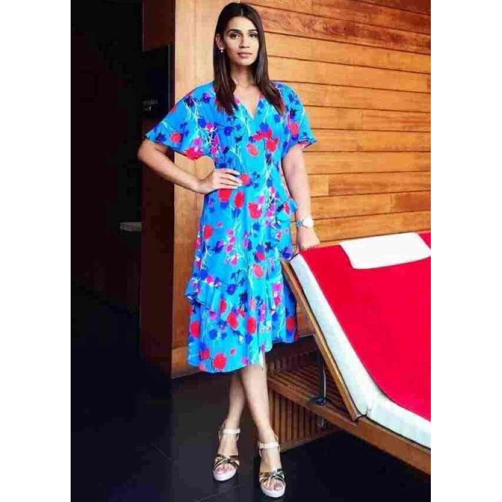 zara dress Xs รุ่นสวยสีสดใสมาก