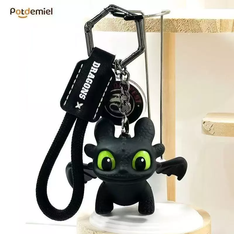 (พร้อมส่ง) How to Train Your Dragon Toothless The wings can move keychain พวงกุญแจเรืองแสง