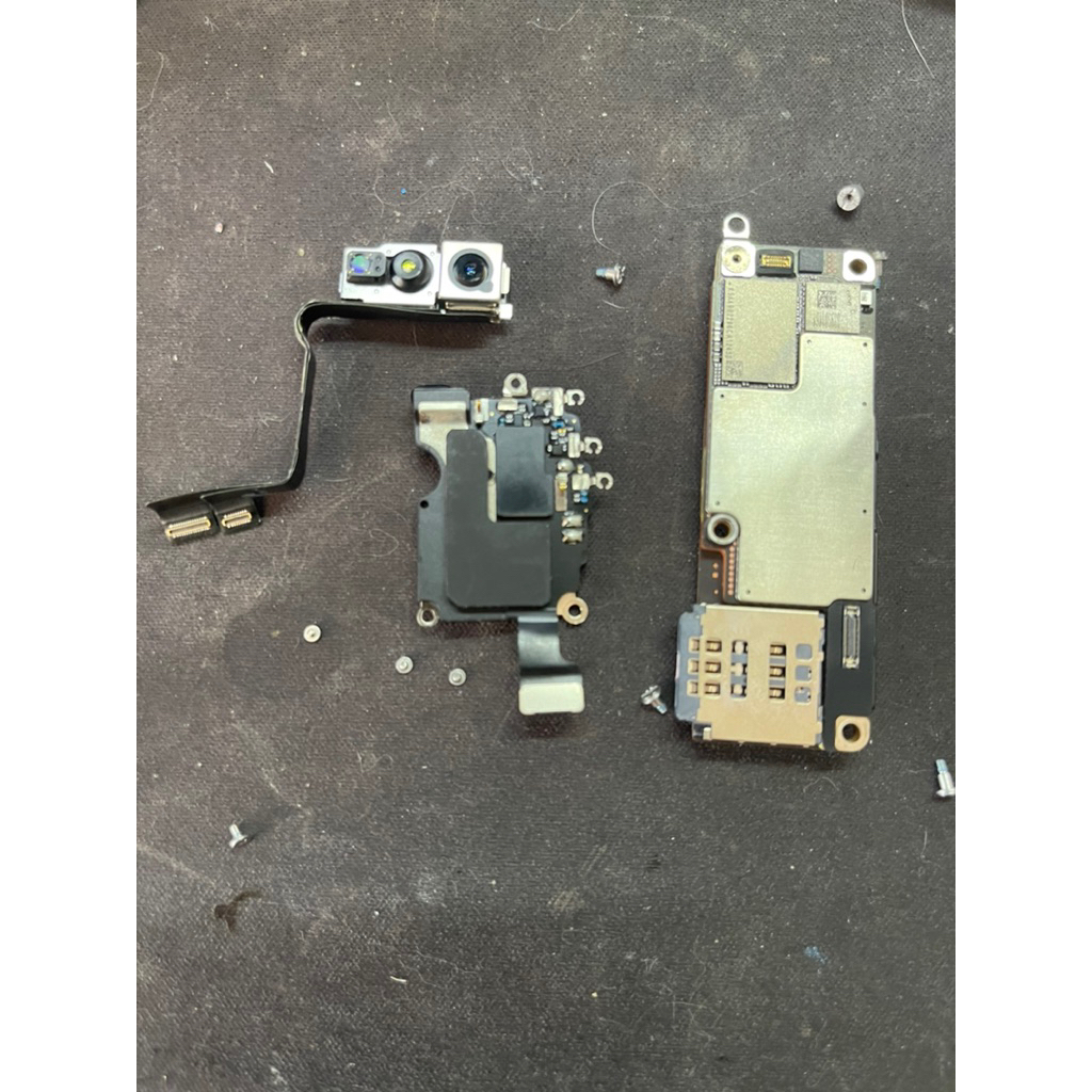 อุปกรณ์อิเล็กทรอนิกส์ชุดบอร์ดพร้อมใช้งาน 16PM 256gb ไม่สแกนหน้า ไม่ติด iCloud