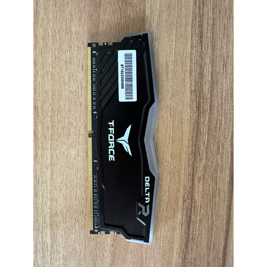 Ram T-force delta rgb ddr4 8g bus 2400