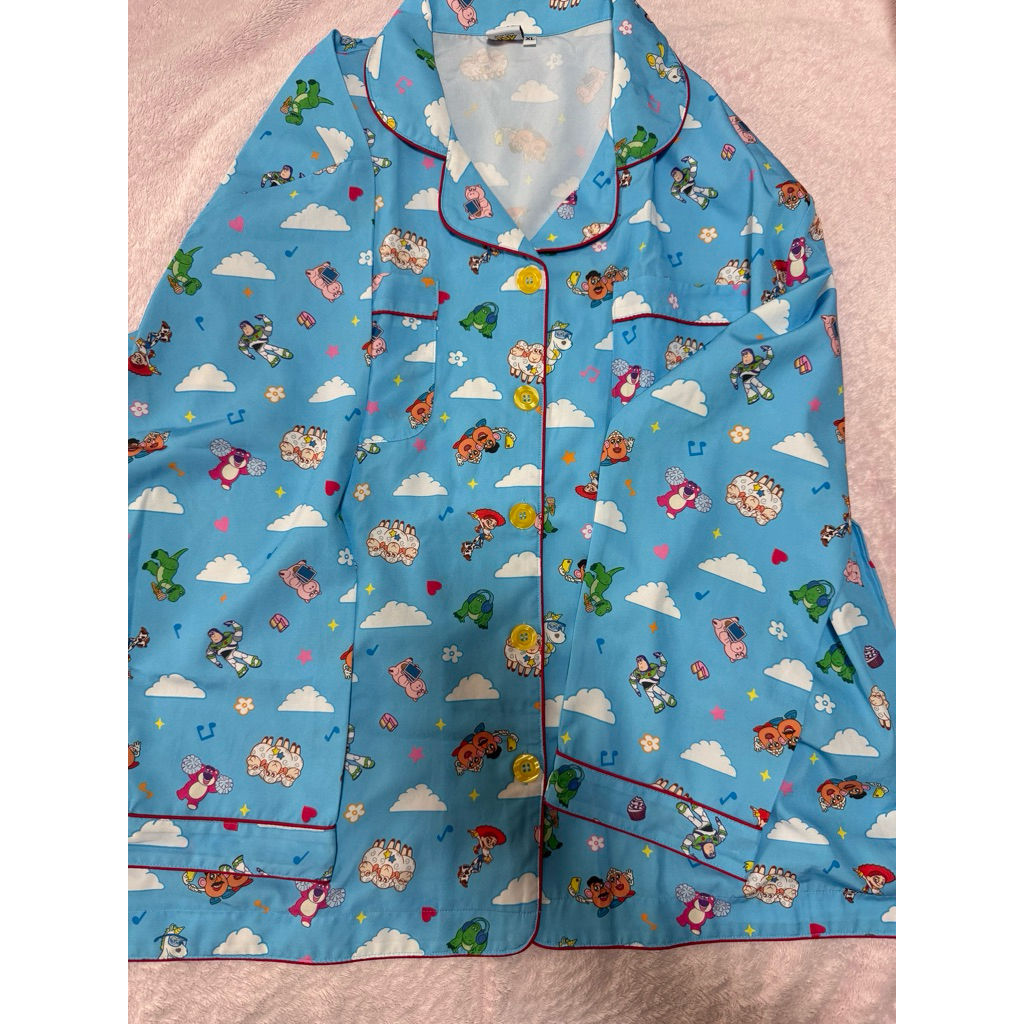 ชุดนอน happy sunday ของแท้มือ 2 สภาพใหม่มาก