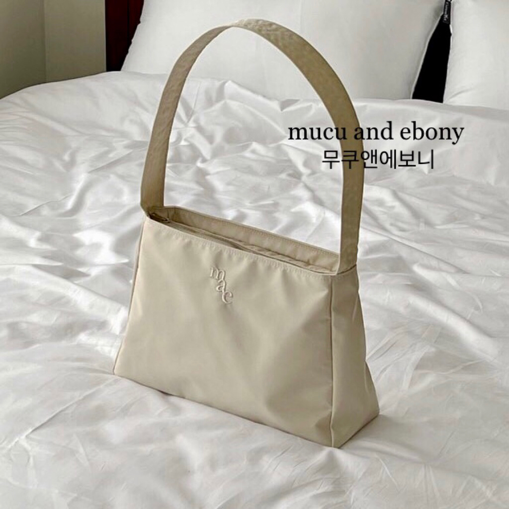 MUCU AND EBONY Comfy Bag กระเป๋ามือสองแท้ 💯