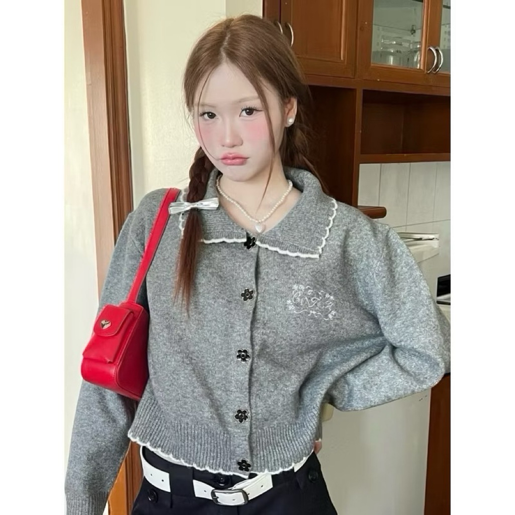 สั่งในแอพงดต่อCintage cardigan สีเทา ใหม่ไม่มีตำหนื อก44 ยาว20 (โยนนอก440ส่งฟรี)