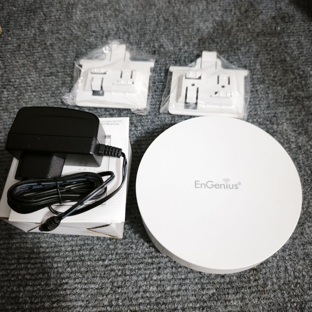 AP EnGenius EWS330AP ของใหม่ เก่าเก็บ ไม่มีกล่อง