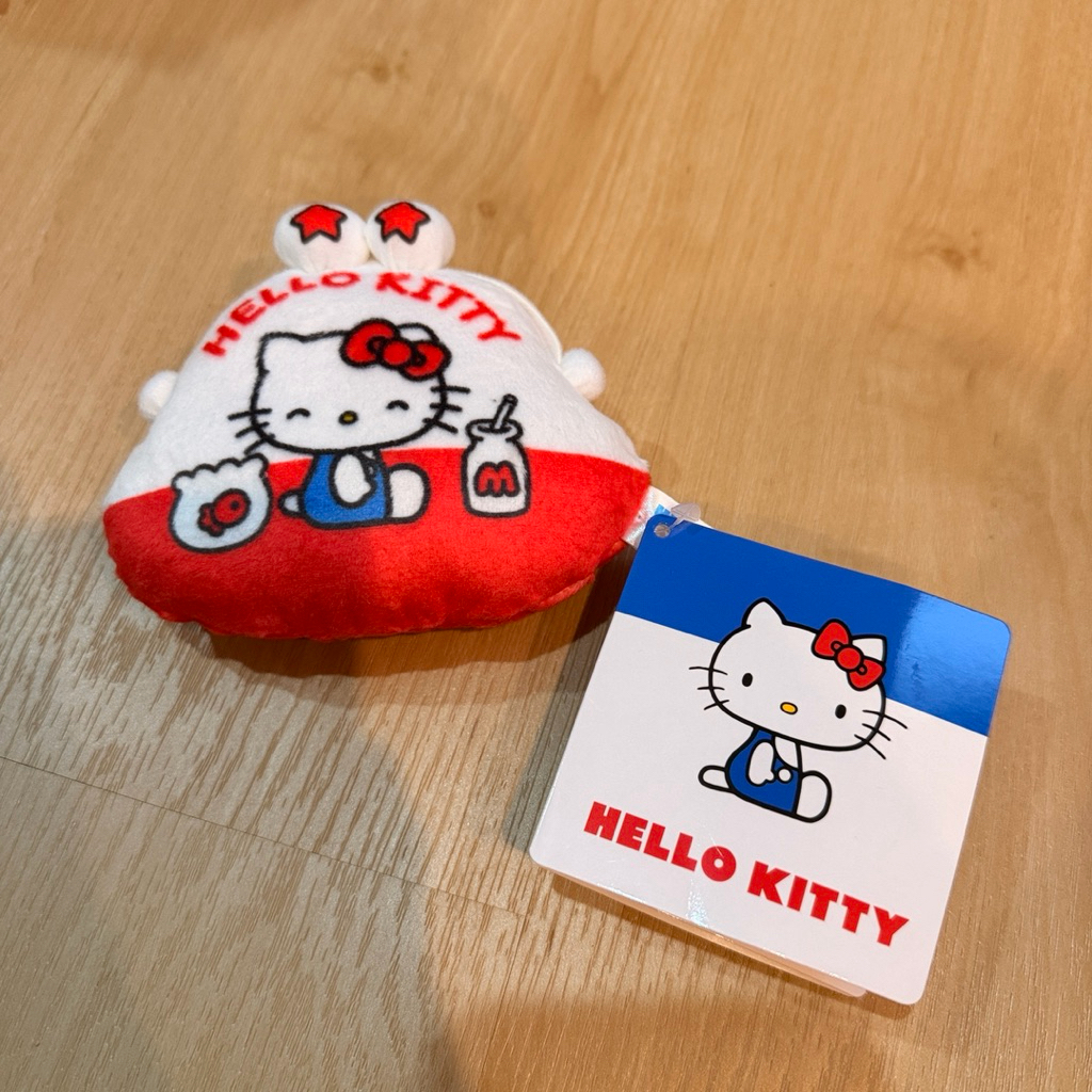 พวงกุญแจจากตู้คีบญี่ปุ่น Hello Kitty Pikmin นก Hokkaido