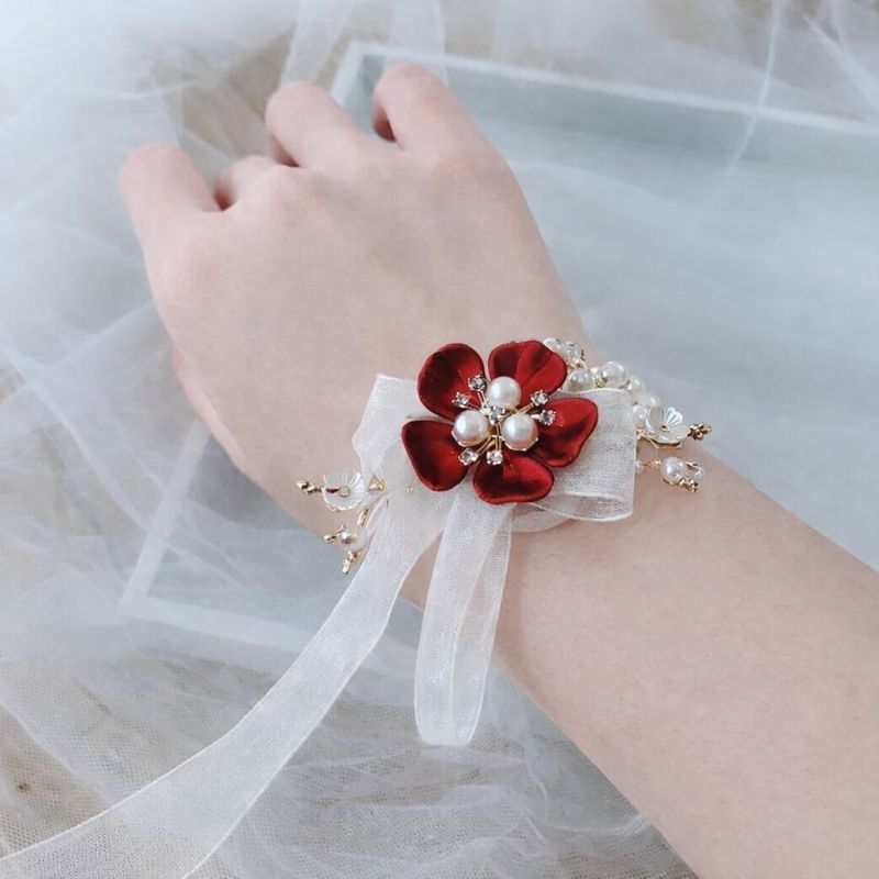 พร้อมส่ง กำไลข้อมือไข่มุกพรีเมี่ยม โบว์หรู เรียบหรู ดูแพง ใส่แล้วภาพสวยทันที ข้อมือเพื่อนเจ้าสาว