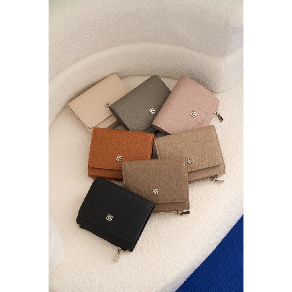 PEROTA “Fluffy Wallet” มาพร้อมกล่อง