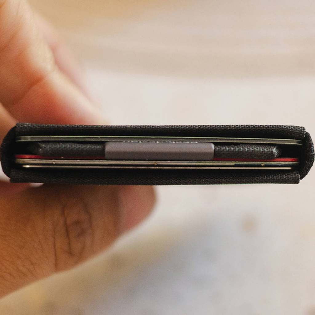 Peak Design Everyday Slim Wallet กระเป๋าใส่บัตรบางเฉียบ เปิดได้เร็ว มี RFID ป้องกันการถูกขโมยข้อมูล ราคา ถูกที่สุด ดีลบีเคเค แกลเลอรีภาพที่ 8