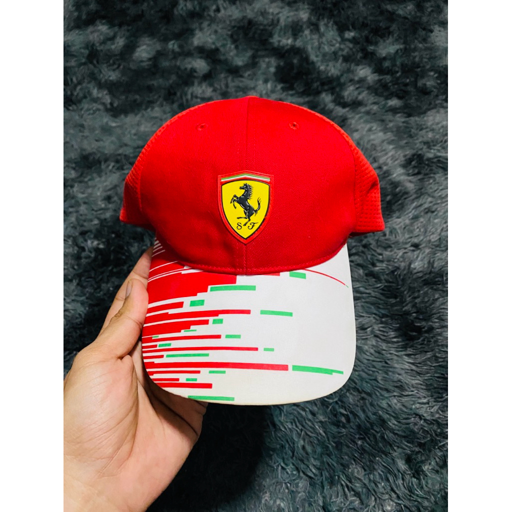 หมวก Ferrari F1 Team