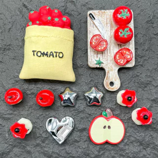 ตัวติดรองเท้า ที่ติดรองเท้า ลายมะเขือเทศ 🍅 ลายน่ารัก ติดง่าย ของแต่งรองเท้า DIY