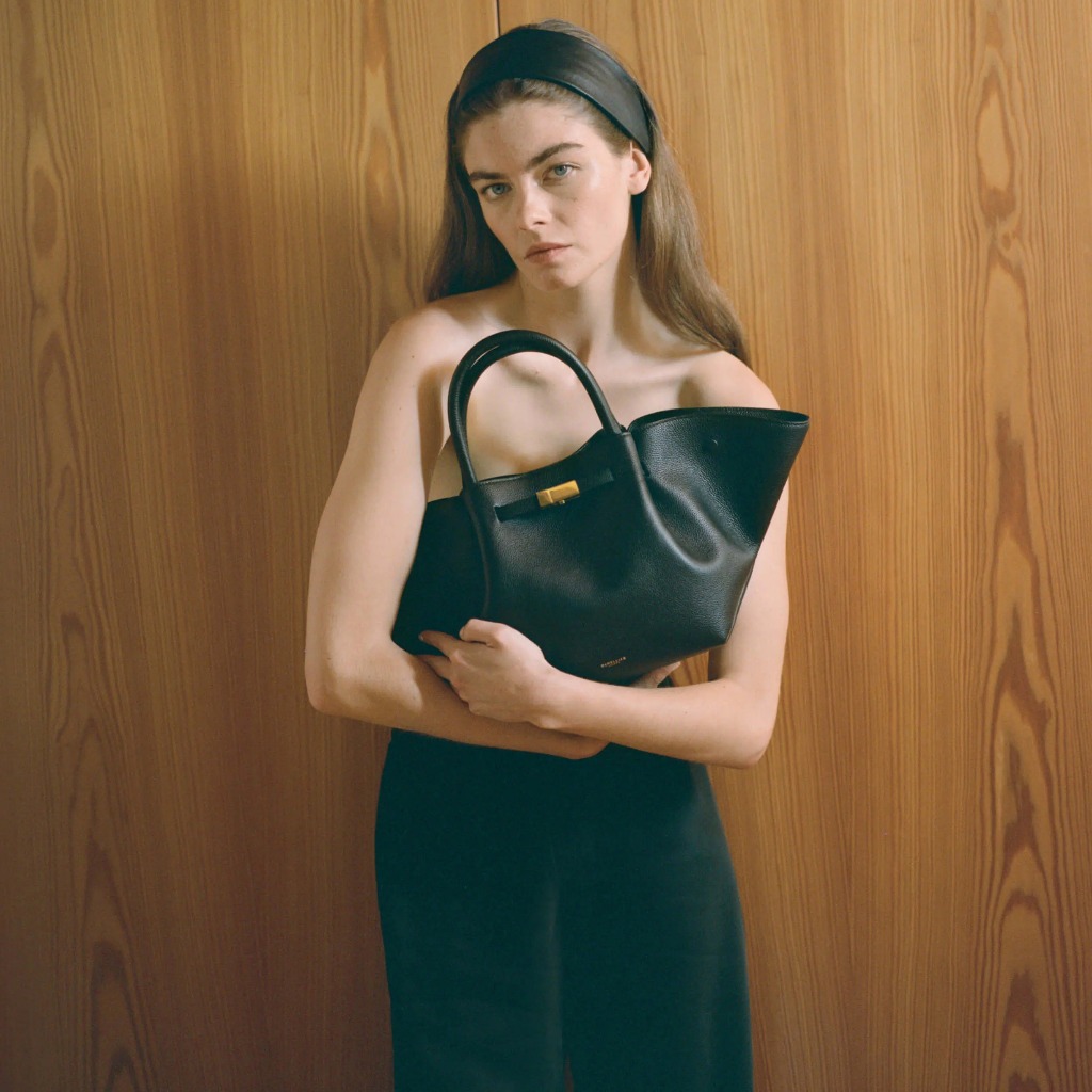 「ของแท้ 100 %」DEMELLIER LONDON The Midi New York Bag - รูปที่ 4