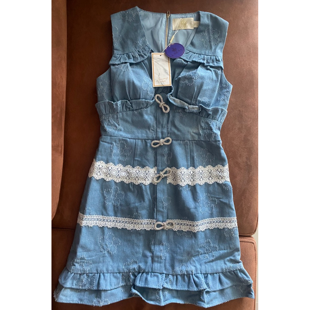 เดรสยีนส์ Karat Boutique